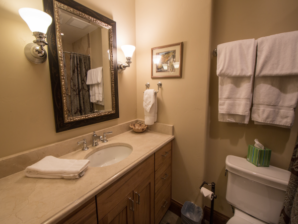Two Bedroom Vail Ski Vacation Condo Pool & Hot Tub